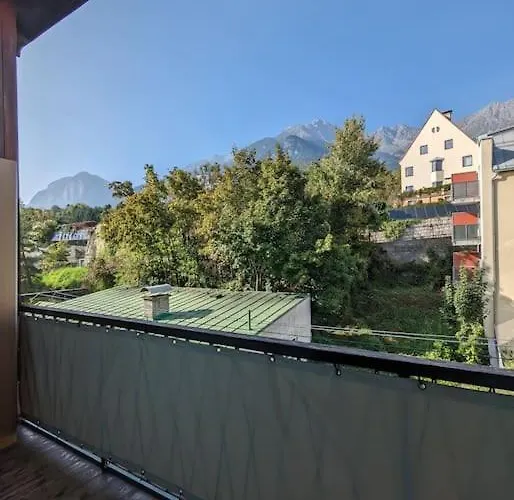 Spacious In Tyrolean Flat * 因斯布鲁克